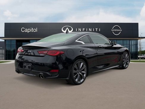 Used 2022 INFINITI Q60 Red Sport 400 w/ Carbon Fiber Package image 5