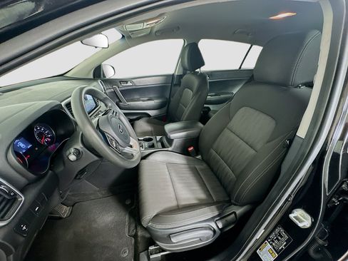 Used 2021 Kia Sportage LX FWD image 13