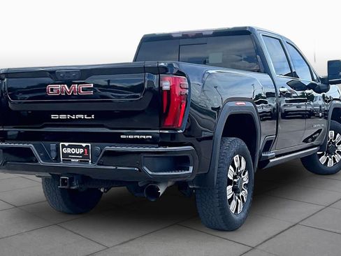 Used 2024 GMC Sierra 2500 Denali w/ Denali Reserve Package AWD/4WD image 13