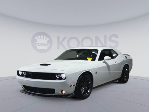 Used 2023 Dodge Challenger R/T Scat Pack w/ Plus Package RWD image 5