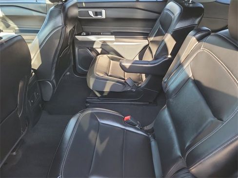 Certified 2023 Ford Explorer XLT w/ Equipment Group 202A image 27