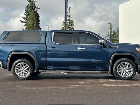 Used 2020 GMC Sierra 1500 SLT w/ SLT Premium Package image 3