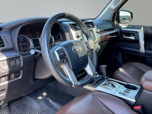 Used 2019 Toyota 4Runner Limited AWD/4WD image 14