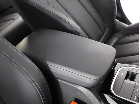 Used 2023 BMW X3 sDrive30i w/ Convenience Package image 16