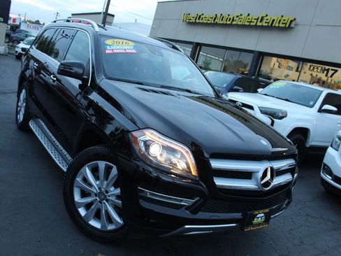 Used 2016 Mercedes-Benz GL 450 4MATIC image 40