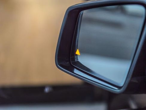 Used 2018 Mercedes-Benz GLS 450 4MATIC w/ Premium Package image 46