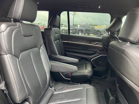 Used 2026 Jeep Grand Cherokee L Limited w/ MOPAR Finishing Package AWD/4WD image 17
