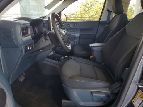 Used 2025 Ford Maverick XL w/ Equipment Group 102A AWD/4WD image 18