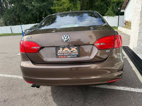 Used 2014 Volkswagen Jetta SE FWD image 11