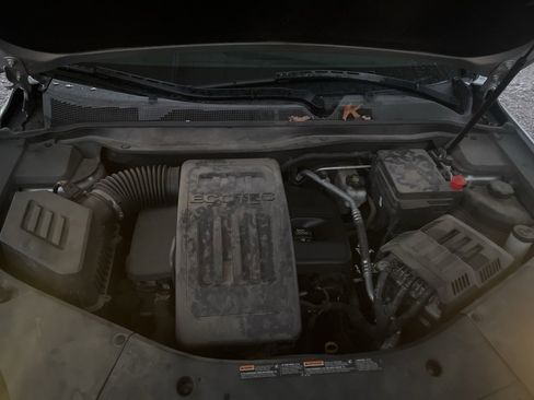 Used 2016 Chevrolet Equinox LT w/ Convenience Package image 14