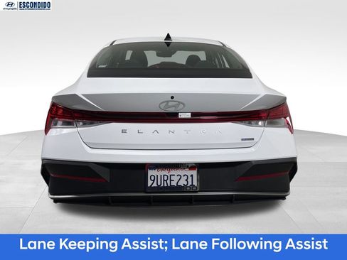 Certified 2025 Hyundai Elantra Hybrid FWD image 4
