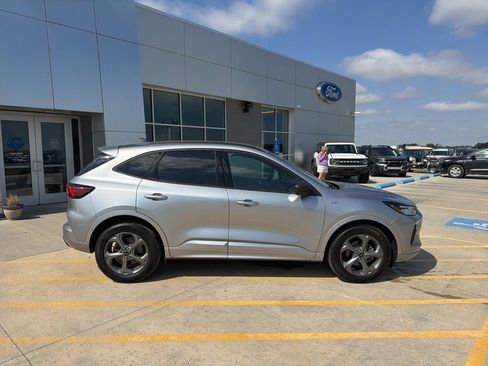 Used 2024 Ford Escape ST-Line w/ Equipment Group 301A FWD image 8