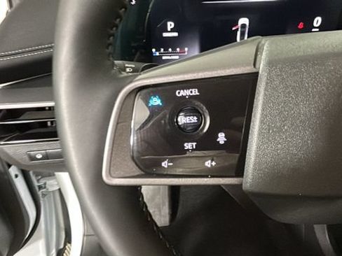 Used 2025 Nissan Murano SV FWD image 15