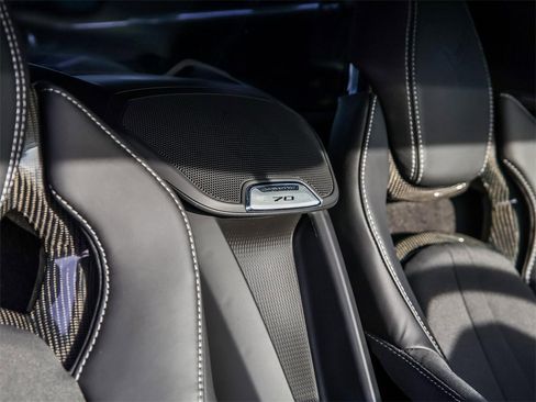 Used 2023 Chevrolet Corvette Stingray Coupe w/ Z51 Performance Package image 11