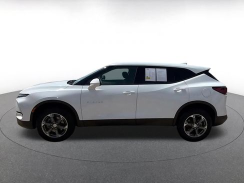 Used 2026 Chevrolet Blazer LT FWD image 7