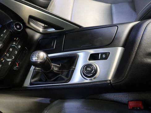 Used 2017 Chevrolet Corvette Stingray Coupe w/ 1LT image 22