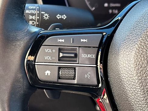 Used 2025 Honda Civic Sport image 25