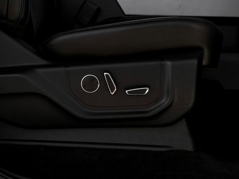 Used 2017 Ford F250 Lariat w/ FX4 Off-Road Package image 37