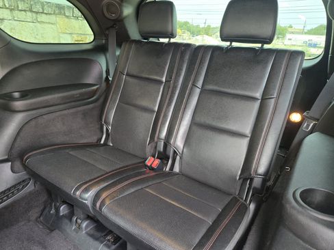 Used 2018 Dodge Durango R/T w/ Blacktop Package RWD image 8