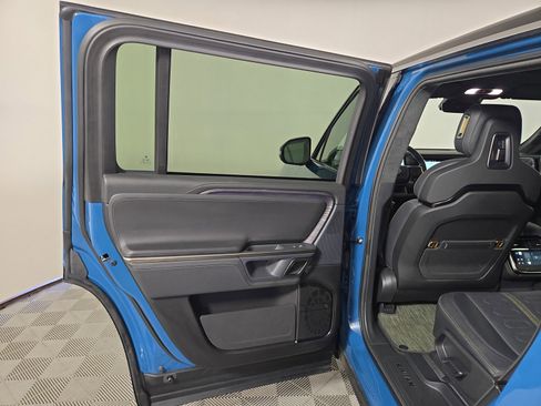 Used 2024 Rivian R1S Adventure AWD/4WD image 17