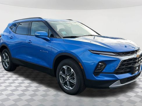 New 2025 Chevrolet Blazer LT w/ Sound & Technology Package image 3
