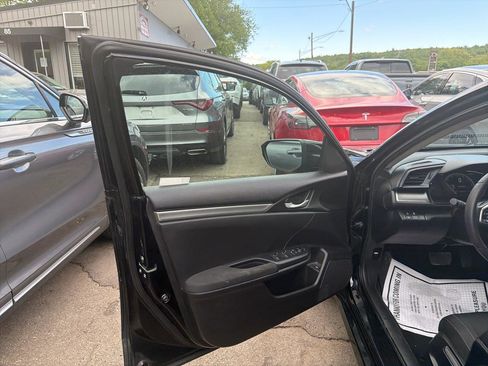 Used 2019 Honda Civic LX image 13