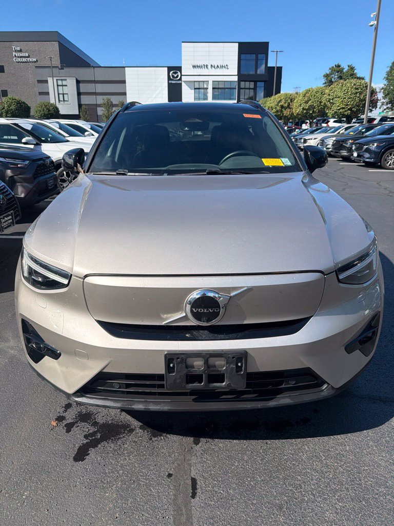 Certified 2023 Volvo XC40 Recharge Ultimate w/ Protection Package Premier AWD/4WD image 5
