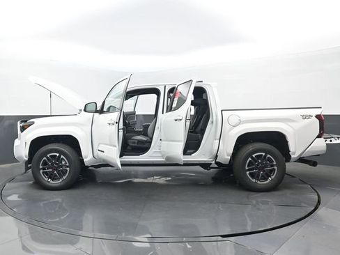 New 2026 Toyota Tacoma TRD Sport AWD/4WD image 31