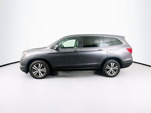 Used 2018 Honda Pilot EX image 4
