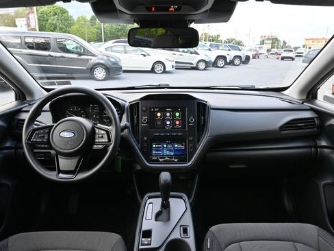 Used 2024 Subaru Crosstrek 2.0i AWD/4WD image 2