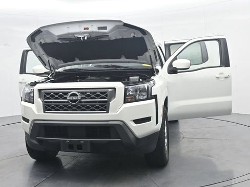 Used 2022 Nissan Frontier SV RWD image 40