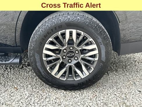 Certified 2025 Chevrolet Tahoe Z71 AWD/4WD image 10
