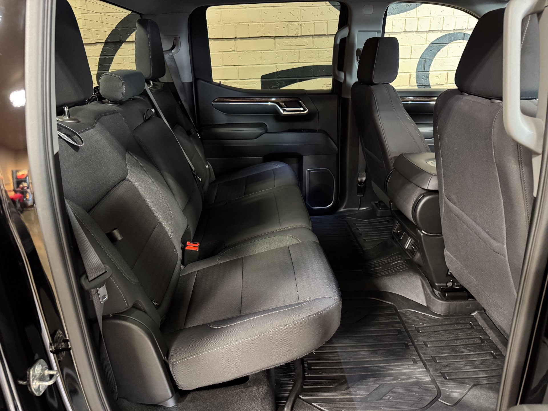 Used 2024 GMC Sierra 1500 Elevation w/ LPO, Elevation Black Package AWD/4WD image 26