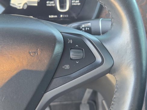 Used 2019 Tesla Model X Long Range image 16