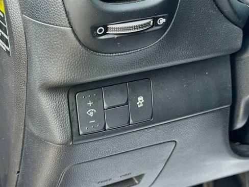 Used 2016 Kia Soul FWD image 10