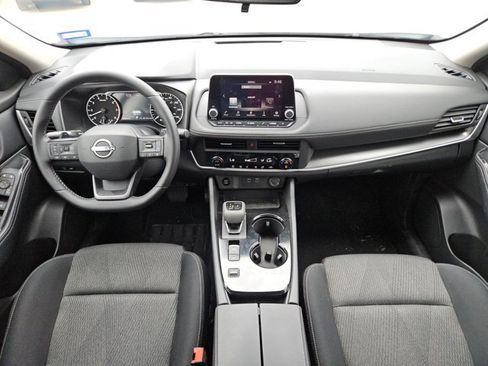 Certified 2026 Nissan Rogue SV image 21