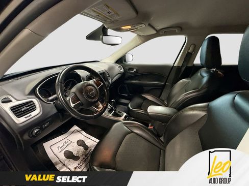 Used 2018 Jeep Compass Latitude w/ Popular Equipment Group AWD/4WD image 21