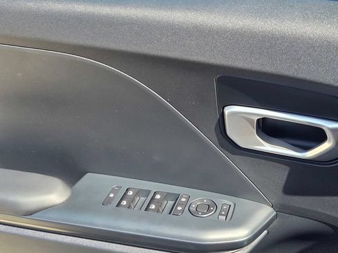 New 2026 Kia K4 FWD image 15