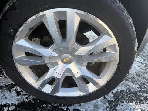 Used 2018 Chevrolet Suburban Premier image 5