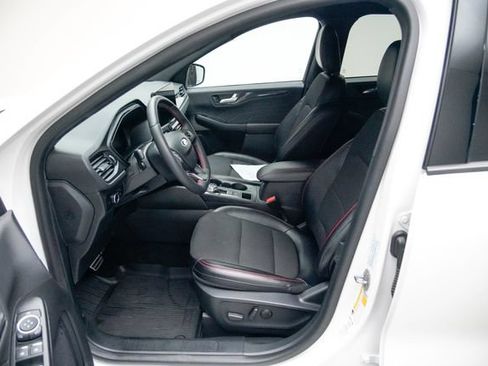 Used 2024 Ford Escape ST-Line w/ Tech Pack #1 AWD/4WD image 14