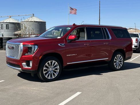 Used 2024 GMC Yukon XL Denali w/ Max Trailering Package image 1