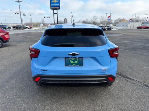 Certified 2024 Chevrolet Trax RS w/ Driver Confidence Package image 4