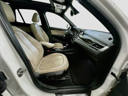 Used 2016 BMW X1 xDrive28i AWD/4WD image 33