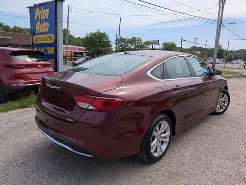Used 2016 Chrysler 200 Limited w/ Convenience Group FWD image 5