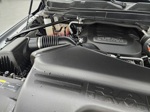 Used 2024 RAM 2500 Big Horn w/ Night Edition image 19