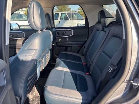 Used 2022 Ford Bronco Sport Outer Banks w/ Tech Package AWD/4WD image 35