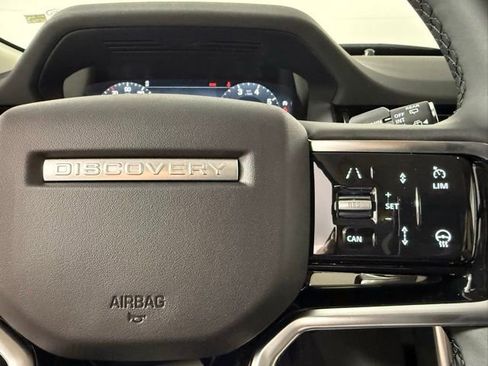 Used 2025 Land Rover Discovery Sport S image 21