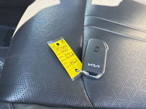 Used 2023 Kia Sorento S w/ Panoramic Sunroof Package FWD image 34