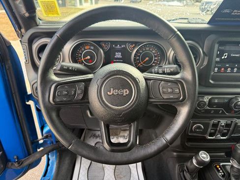 Used 2022 Jeep Wrangler Unlimited Sport image 12
