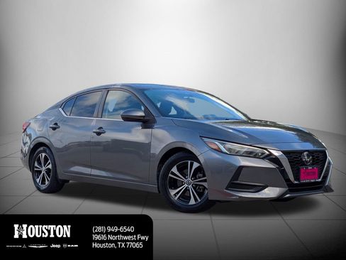 Used 2021 Nissan Sentra SV image 3